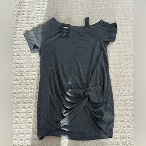 NEW Women’s Comfy Top Small